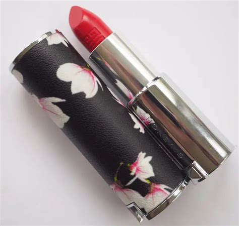 givenchy le rouge couture edition 202